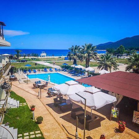 Rihios Hotel Stavros  Eksteriør bilde