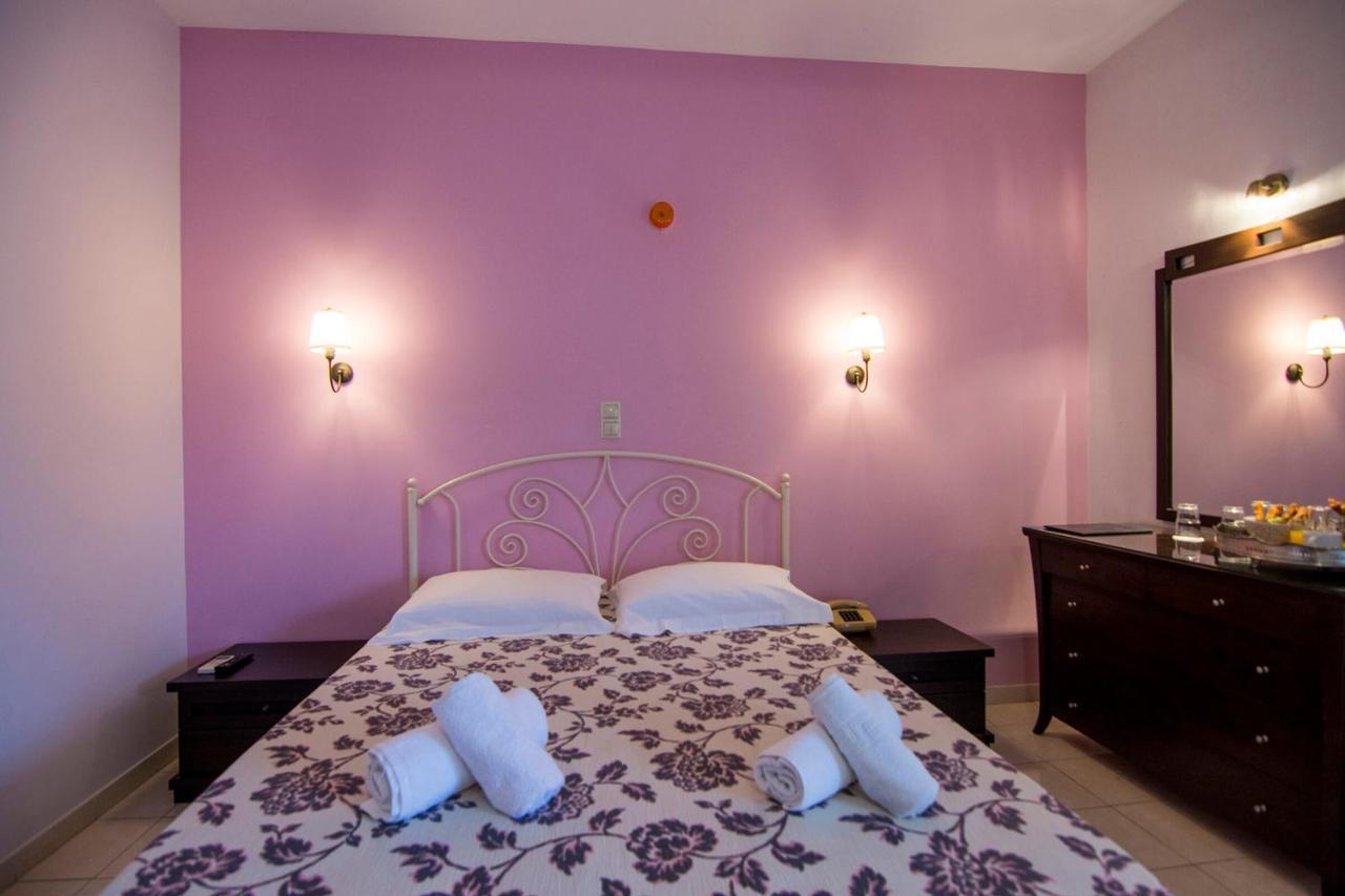 Rihios Hotel Stavros  Eksteriør bilde