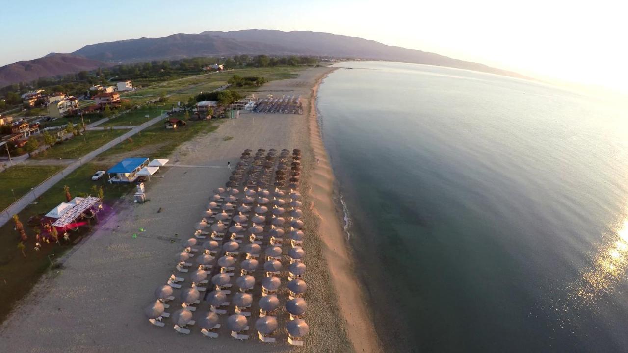 Rihios Hotel Stavros  Eksteriør bilde
